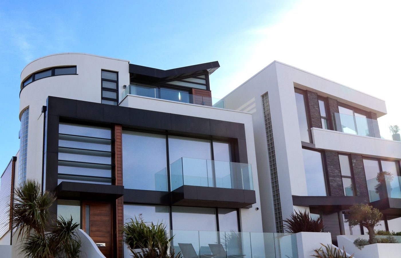 Yalıkavak'ta Deniz Manzaralı Modern Villa - fotoğraf 1